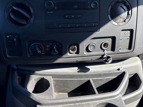 Used 2012 Ford E-350 and Econoline 350 Super Duty image 17