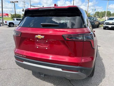 Used 2026 Chevrolet Equinox LT AWD/4WD image 18