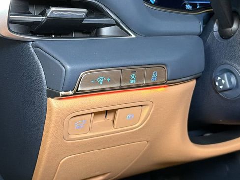 Used 2023 Genesis GV80 2.5T w/ Prestige Package image 33