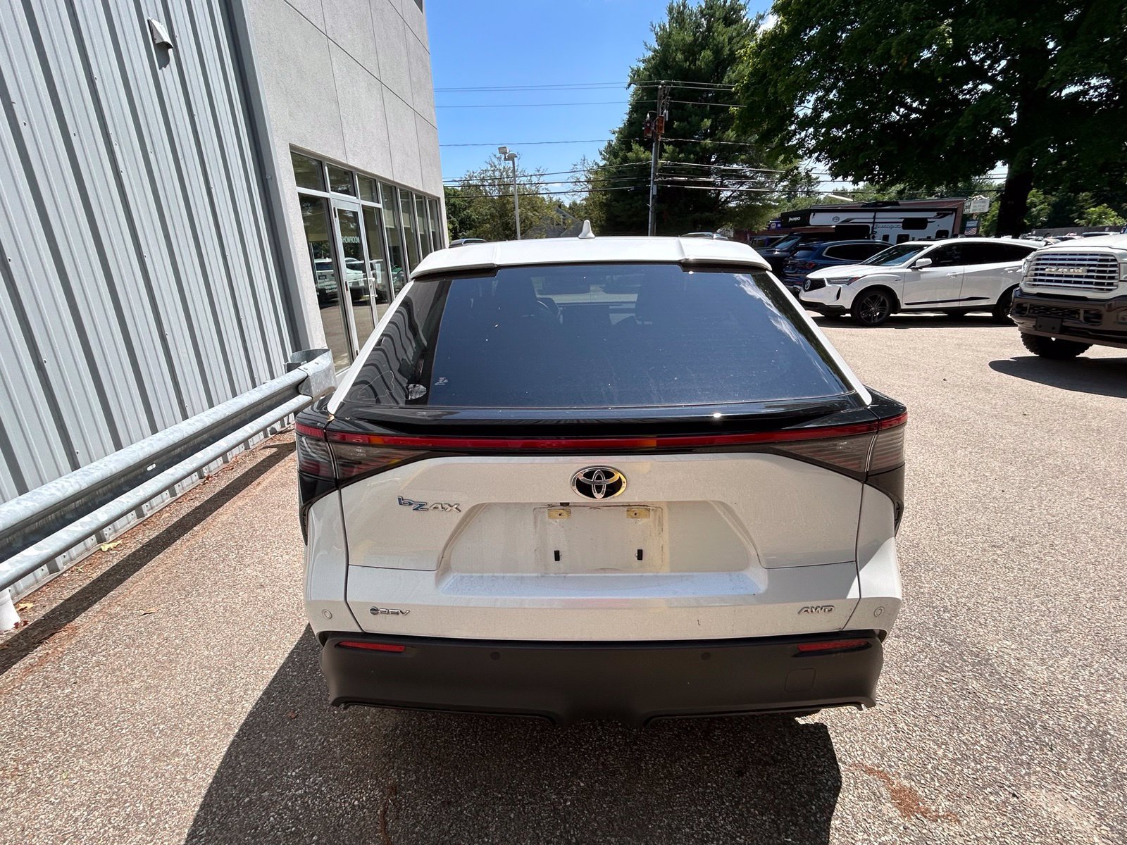 Used 2024 Toyota bZ4X AWD w/ Weather Package image 6