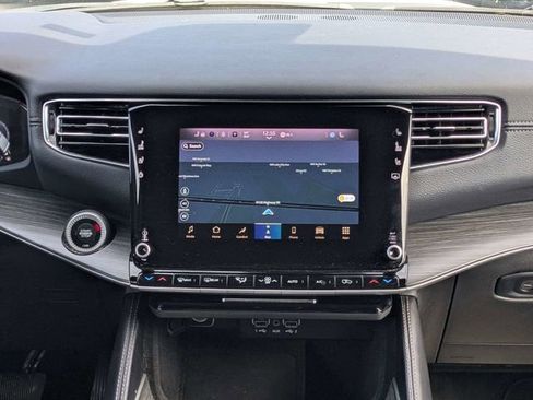 Used 2023 Jeep Wagoneer L Series III image 16