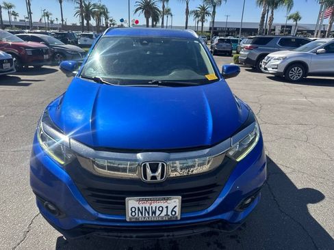 Used 2019 Honda HR-V EX-L image 2