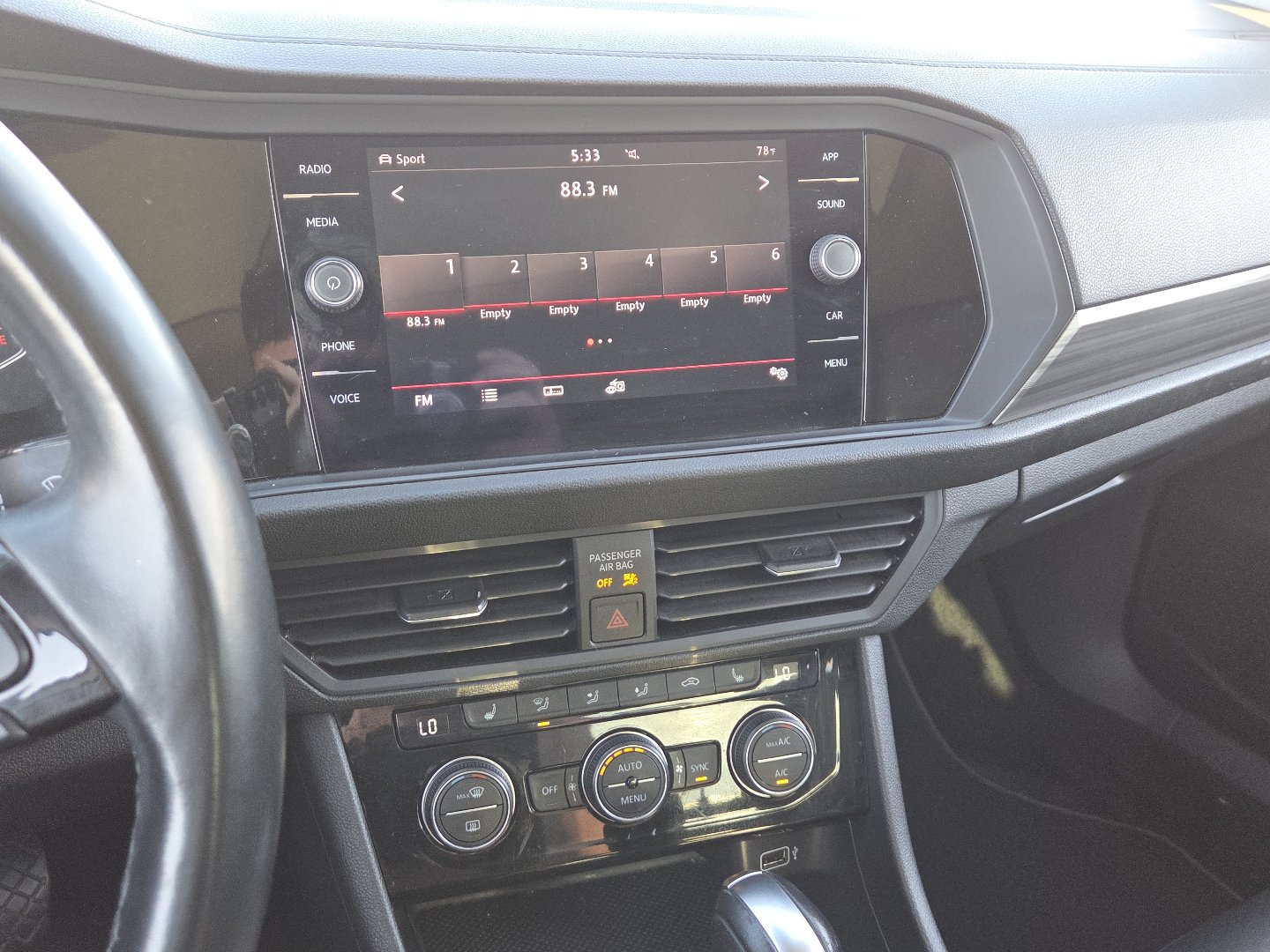 Used 2019 Volkswagen Jetta SEL FWD image 26