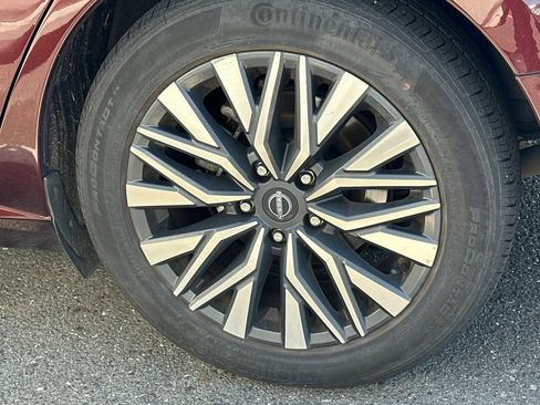 Certified 2024 Nissan Altima 2.5 SV image 7