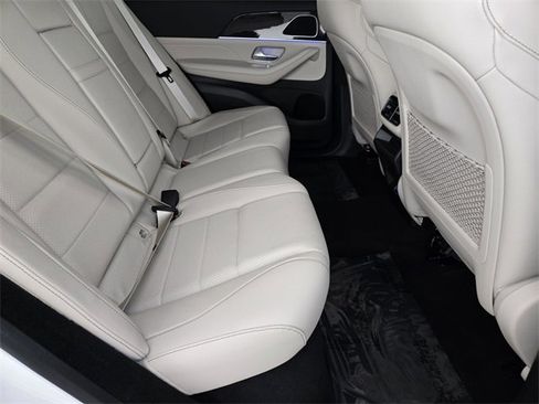 Used 2024 Mercedes-Benz GLE 350 4MATIC image 17