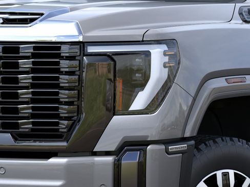 New 2026 GMC Sierra 2500 Denali Ultimate AWD/4WD image 10