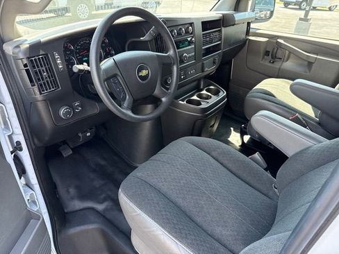 Used 2024 Chevrolet Express 2500 w/ Driver Convenience Package RWD image 11