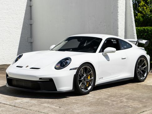 Used 2022 Porsche 911 GT3 RWD image 2