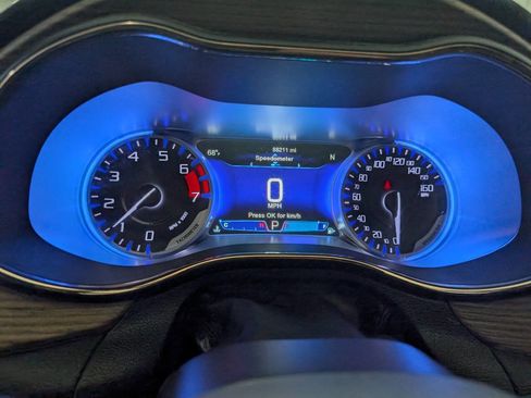 Used 2016 Chrysler 200 C w/ Premium Group image 9