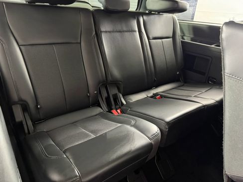 Used 2022 Ford Expedition XLT AWD/4WD image 45