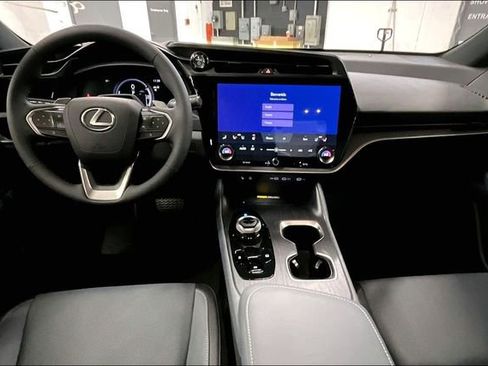 New 2026 Lexus RZ 450e AWD image 5