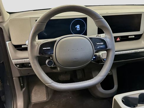 Used 2024 Hyundai Ioniq 5 SEL image 18