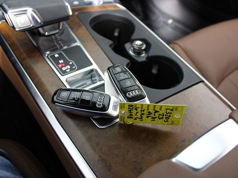 Used 2023 Audi A6 2.0T Premium w/ Convenience Package image 12