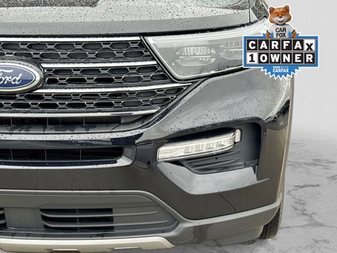 Certified 2023 Ford Explorer XLT w/ Equipment Group 202A AWD/4WD image 9