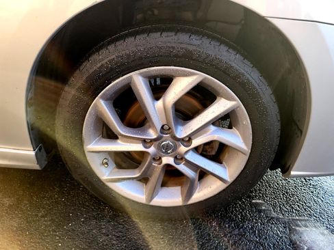 Used 2014 Nissan Sentra SR image 30