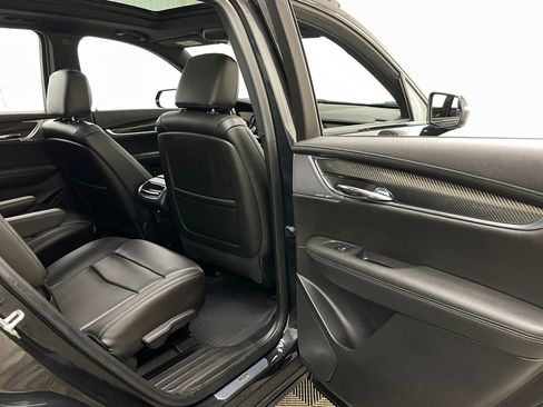 Used 2020 Cadillac XT6 Sport AWD/4WD image 46