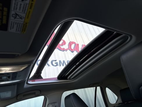 Used 2022 Toyota RAV4 XLE Premium image 22