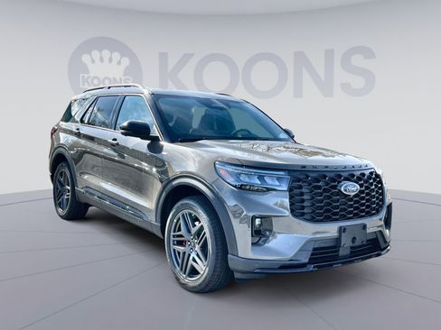 New 2026 Ford Explorer ST-Line image 10