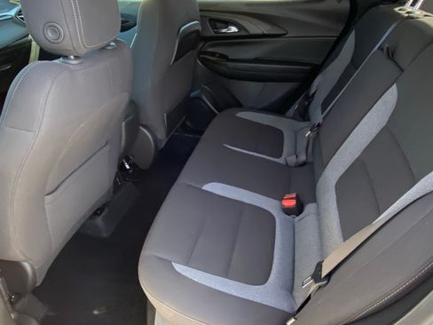 Used 2024 Chevrolet TrailBlazer LT w/ Convenience Package FWD image 22