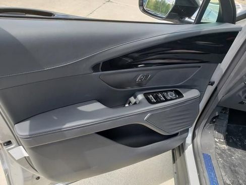 New 2026 Lincoln Nautilus Premier w/ Jet Appearance Package AWD/4WD image 13