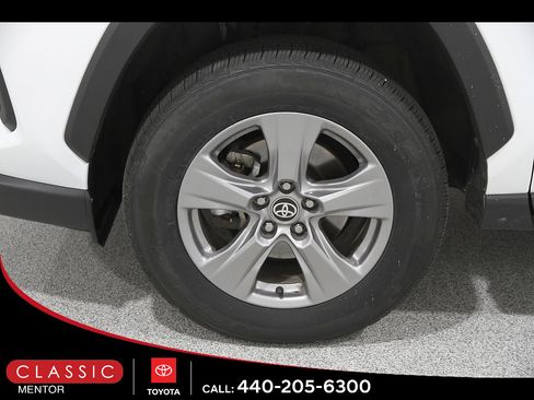 Certified 2024 Toyota RAV4 XLE AWD/4WD image 21