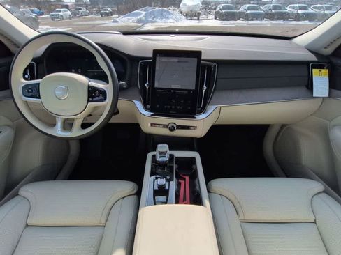 New 2026 Volvo XC90 T8 Ultra w/ Protection Package Premier image 15