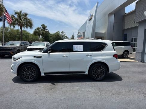 Used 2024 INFINITI QX80 Sensory AWD/4WD image 5