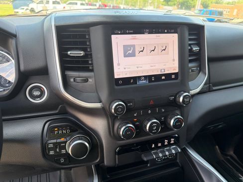 Used 2022 RAM 1500 Big Horn AWD/4WD image 15