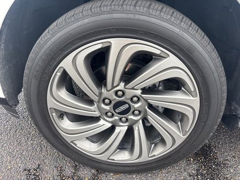 Used 2023 Lincoln Navigator Reserve image 21