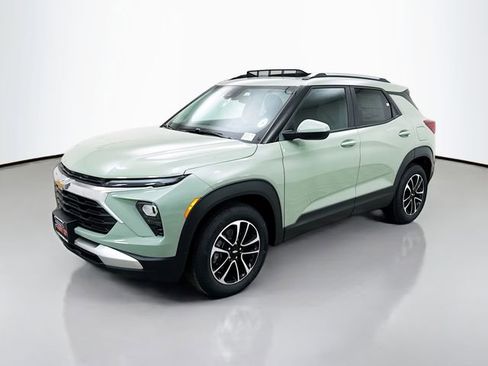 New 2026 Chevrolet TrailBlazer LT w/ Convenience Package image 3