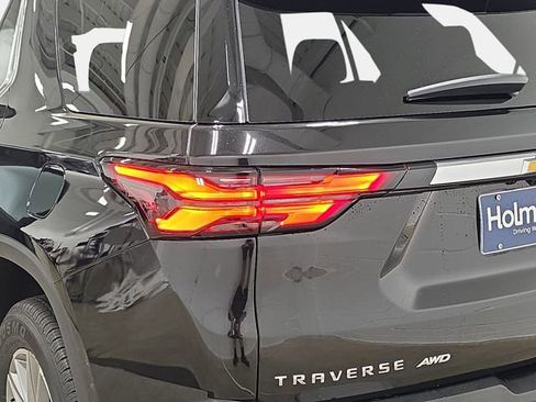 Used 2023 Chevrolet Traverse LT AWD/4WD image 33