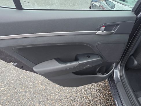 Used 2020 Hyundai Elantra Value Edition w/ Cargo Package (C1) image 25