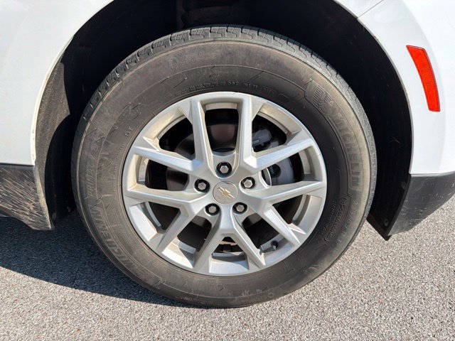 Used 2023 Chevrolet Equinox LS FWD image 18