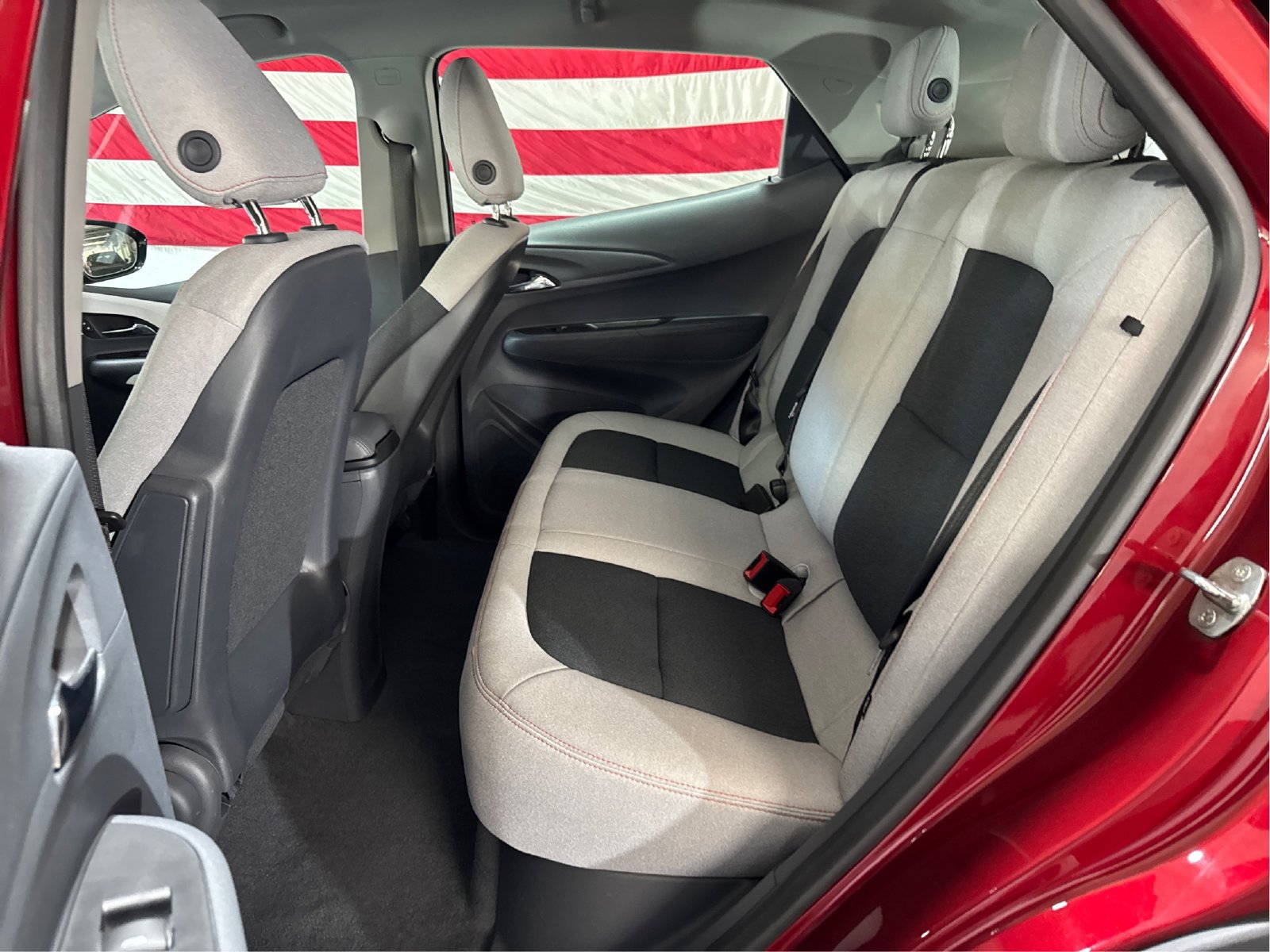 Used 2021 Chevrolet Bolt LT FWD image 10