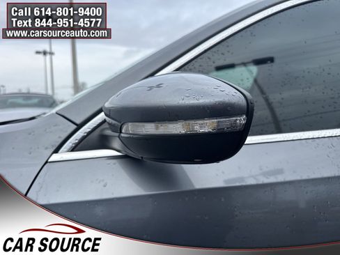 Used 2017 Volkswagen Passat 1.8T S image 10