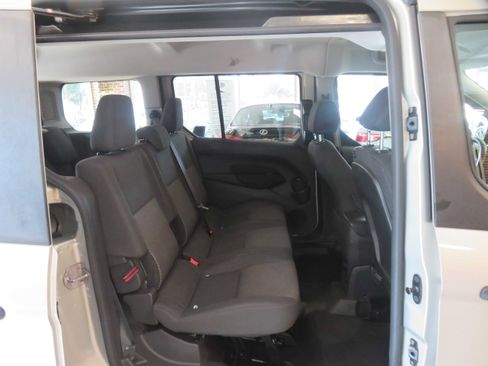 Used 2016 Ford Transit Connect XL image 19