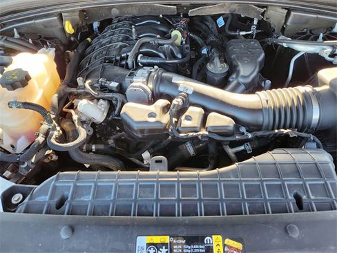 Used 2022 Jeep Grand Cherokee Altitude image 31