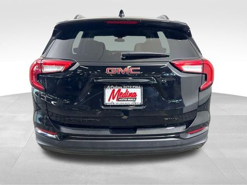 Used 2024 GMC Terrain SLE w/ Driver Convenience Package AWD/4WD image 6
