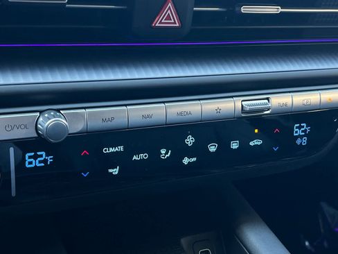 Certified 2025 Hyundai Ioniq 6 SEL RWD image 21