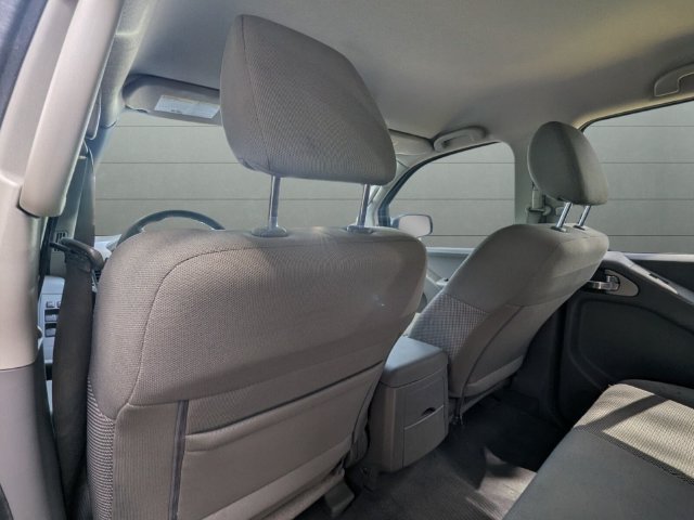 Used 2020 Nissan Frontier SV w/ Midnight Edition Floor Mats RWD image 32