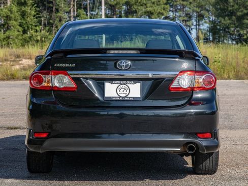Used 2013 Toyota Corolla S FWD image 7