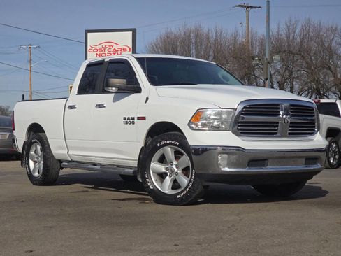 Used 2016 RAM 1500 Classic SLT w/ SLT Plus D←cor Group image 1