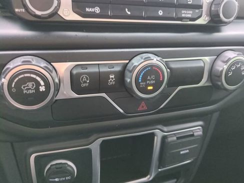 Used 2021 Jeep Wrangler Unlimited Sport AWD/4WD image 23