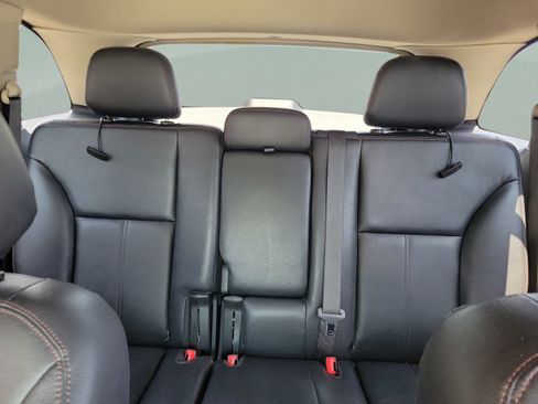 Used 2014 Ford Edge SEL w/ Equipment Group 204A FWD image 9