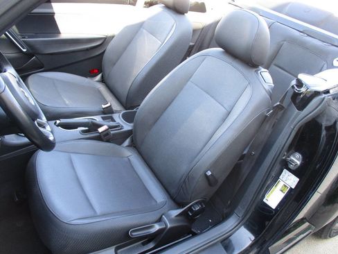 Used 2013 Volkswagen Beetle 2.5 FWD image 56