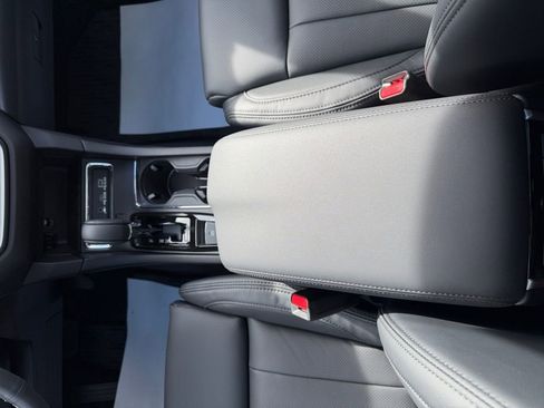 New 2025 Subaru Ascent Bronze Edition image 25