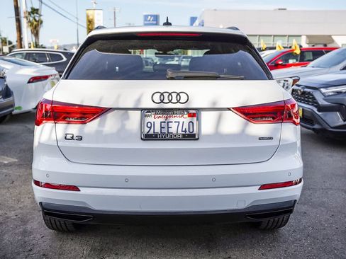 Used 2024 Audi Q3 2.0T Premium w/ Convenience Package image 9