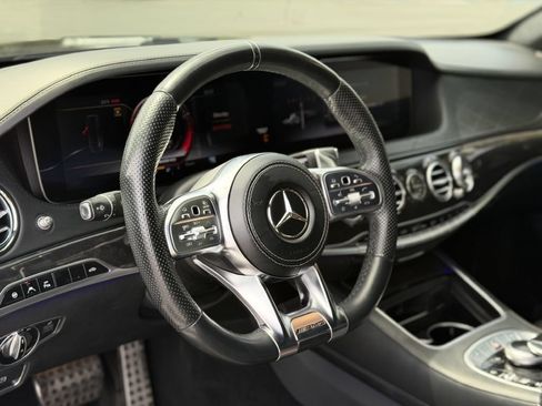 Used 2018 Mercedes-Benz S 63 AMG S 4MATIC Sedan image 17