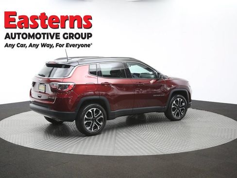 Used 2022 Jeep Compass Limited w/ Sun and Sound Group AWD/4WD image 44