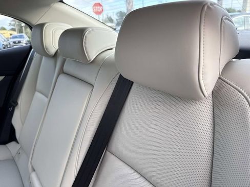 New 2026 MAZDA MAZDA3 2.5 Turbo Sedan w/Premium Plus image 17